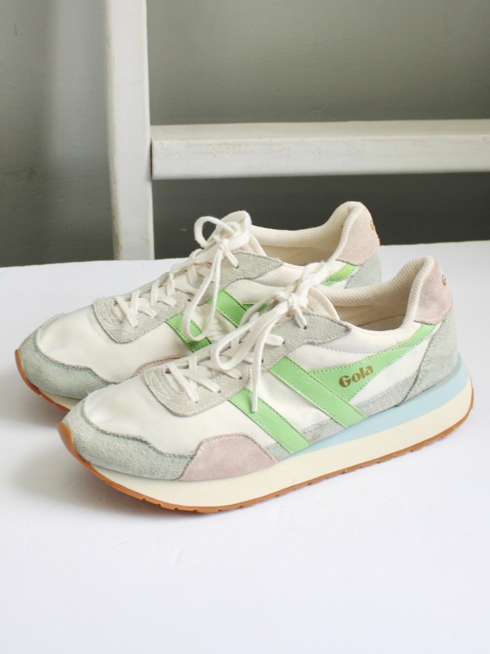 Gola Indiana Cream White Sneakers with Soft Pastel Accents size 11